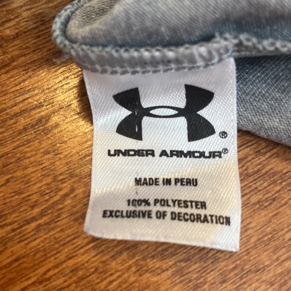 Under Armour semi-fitted volleyball shirt. S - Picture 7 of 7